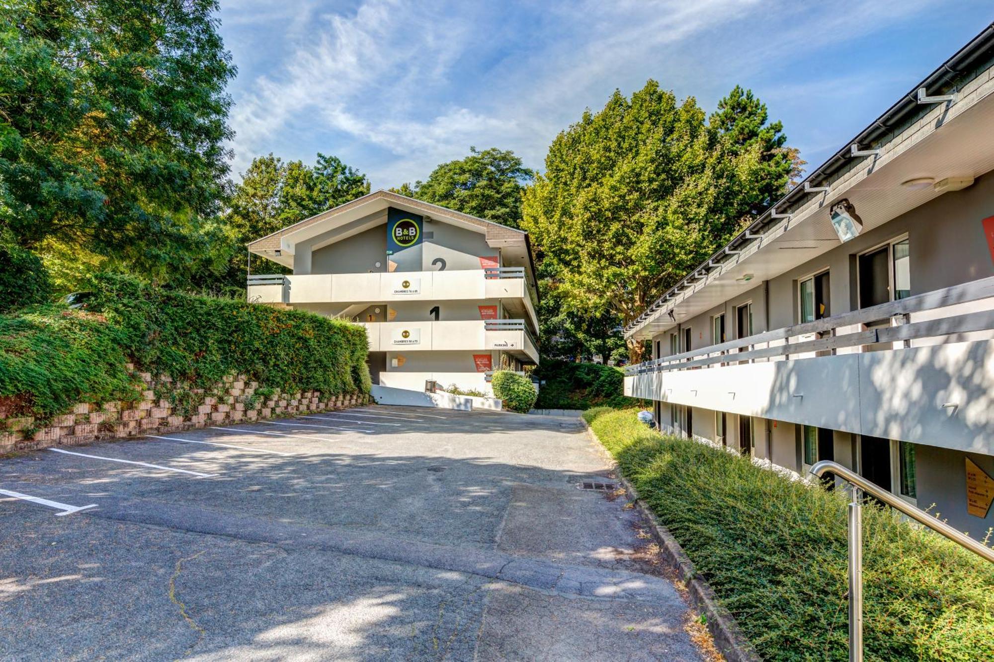 B&B Hotel Louveciennes لو بورْ مارْلي المظهر الخارجي الصورة