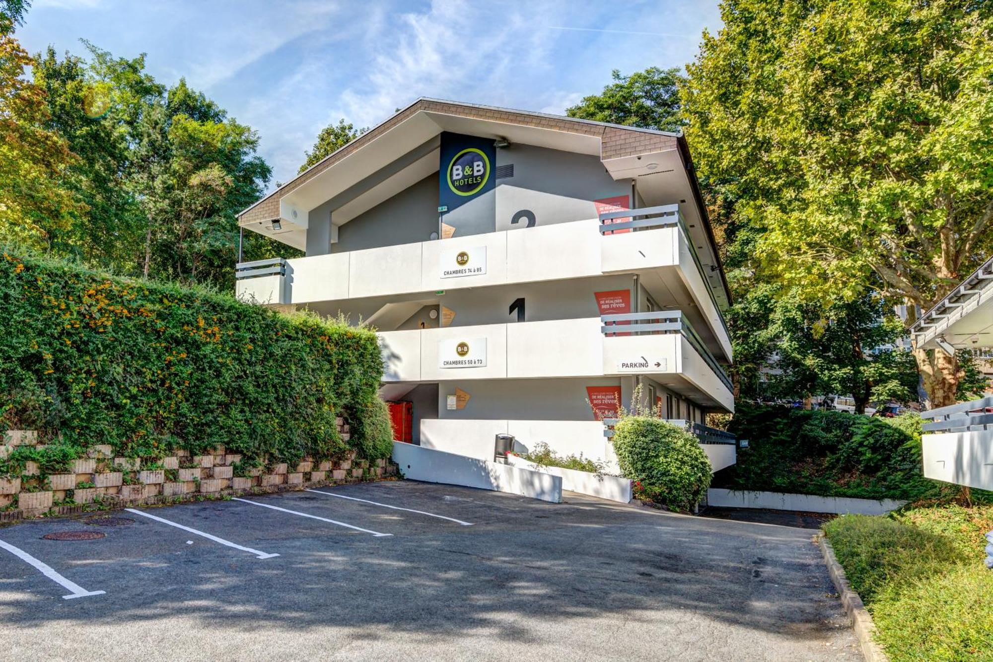 B&B Hotel Louveciennes لو بورْ مارْلي المظهر الخارجي الصورة