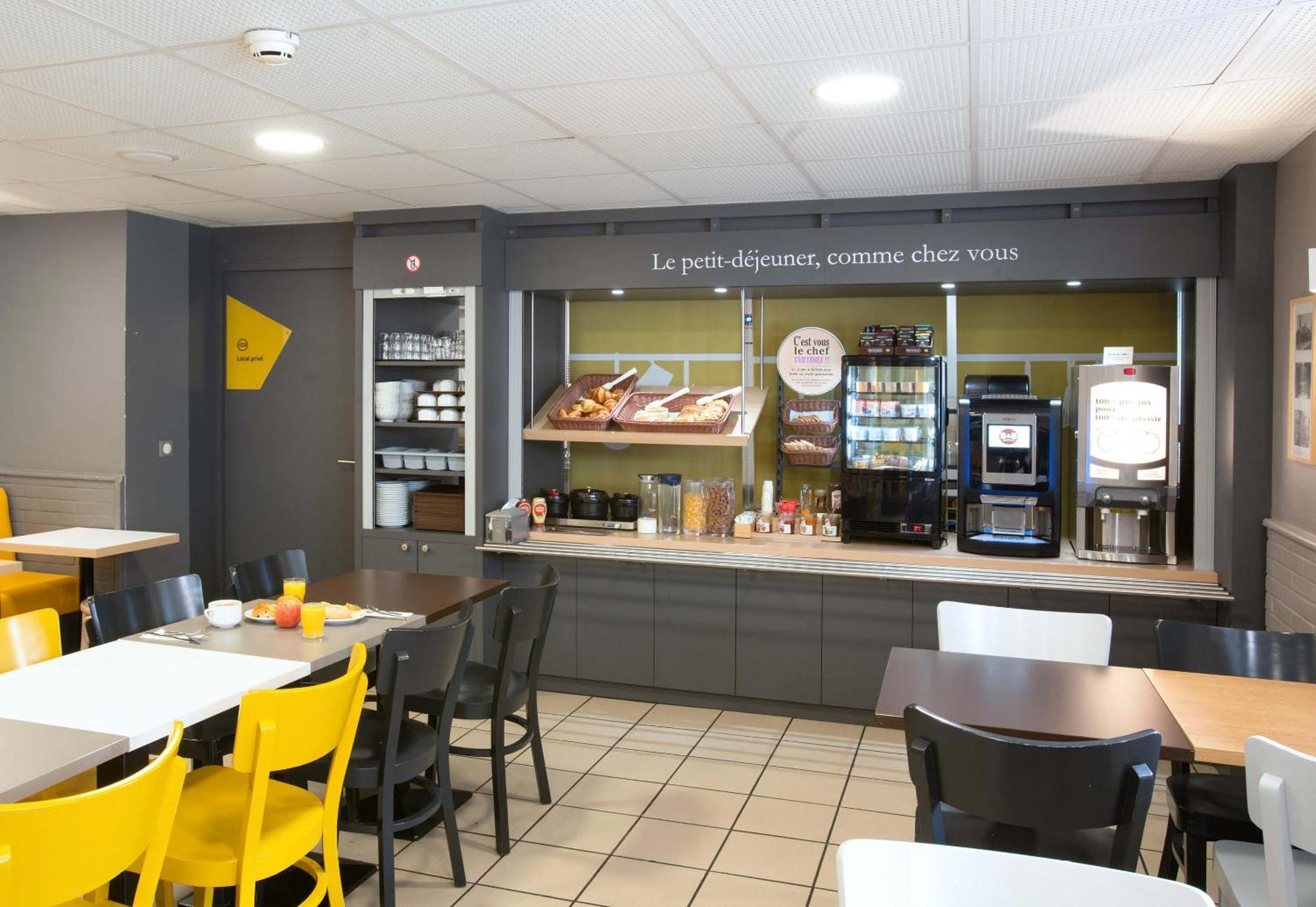 B&B Hotel Louveciennes لو بورْ مارْلي المظهر الخارجي الصورة